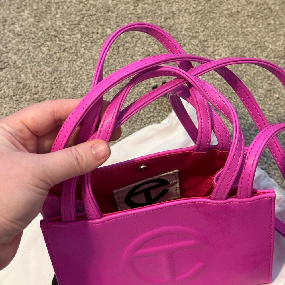 Telfar Small Shopping Bag Fuschia - Picture 6 of 10